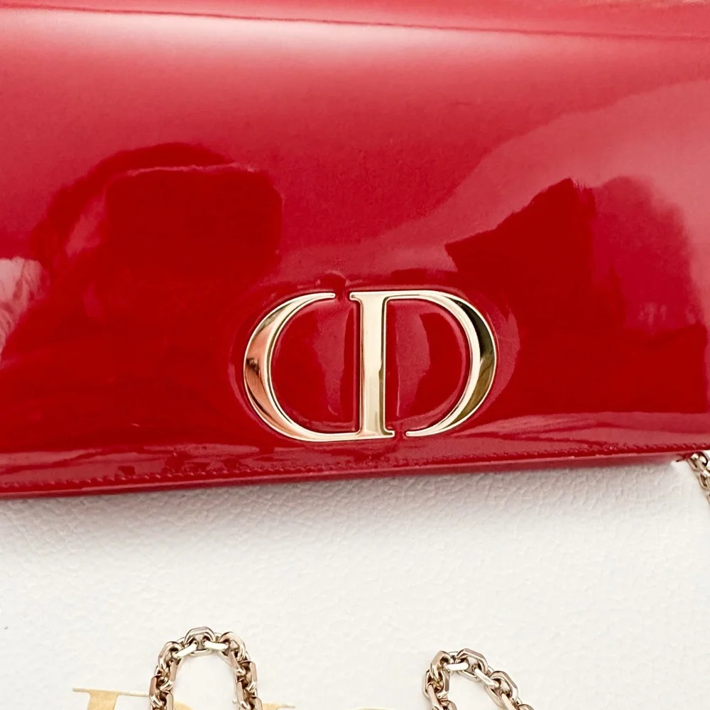 Christian Dior Patent 30 Montaigne Cherry Red Chain Crossbody Pouch Bag - Picture 3 of 10